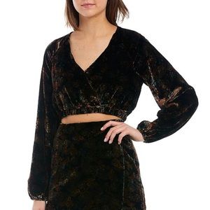 Chelsea & Violet Floral Velvet Crop Top